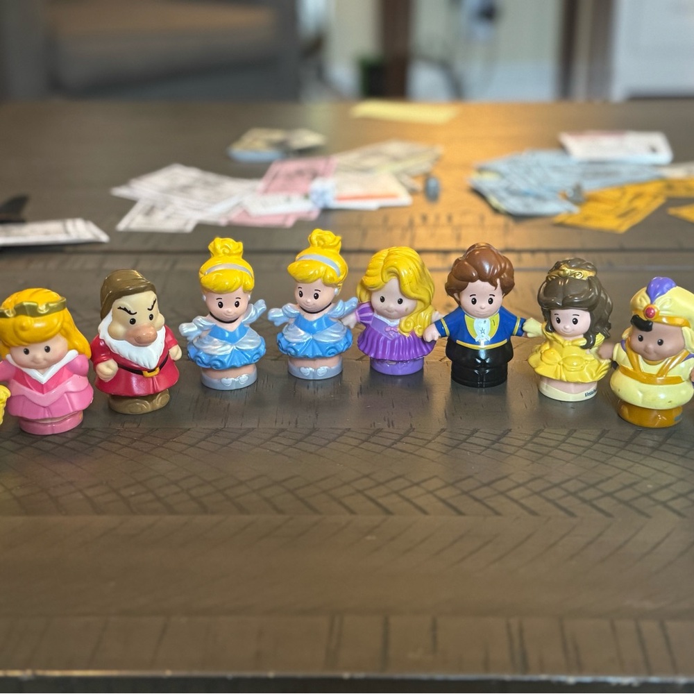 Disney Princesses Little People set of 10